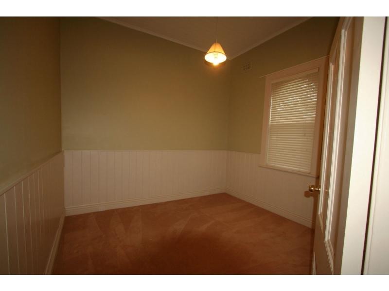 28 Hall Street, Cessnock NSW 2325