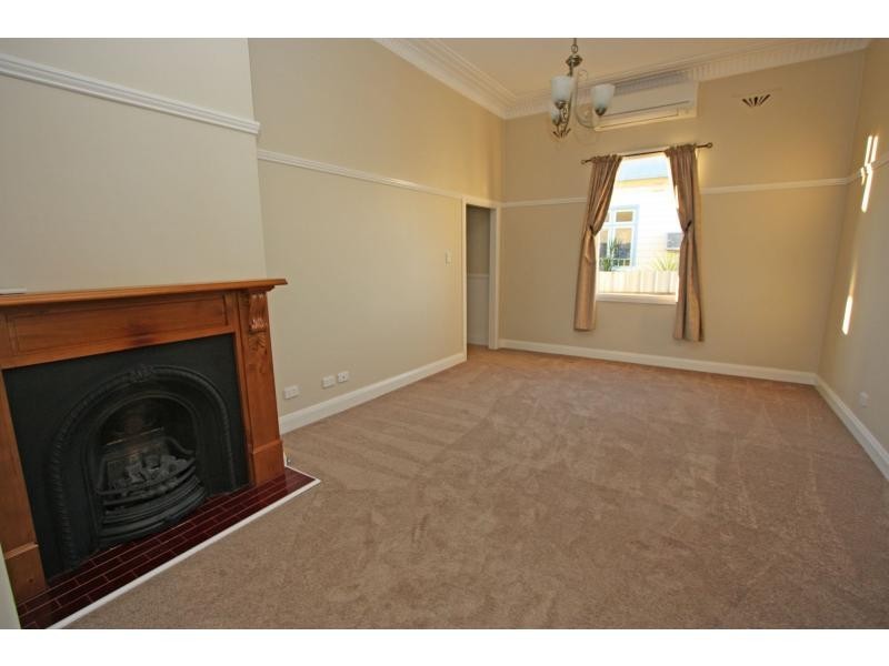 38 George Street, Cessnock NSW 2325