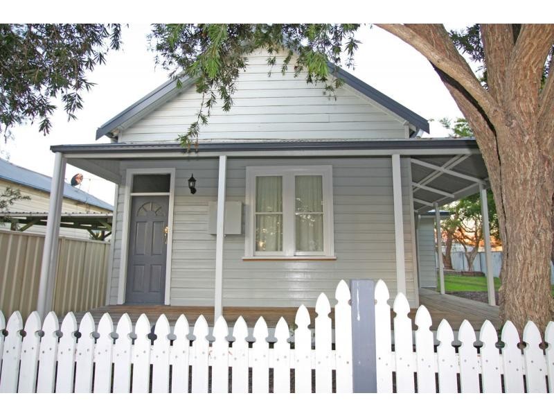 38 George Street, Cessnock NSW 2325