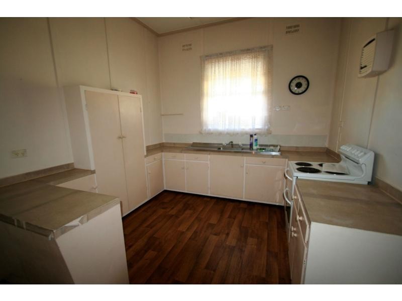 261 Vincent Street, Cessnock NSW 2325