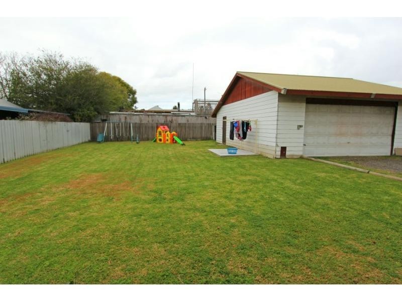 11 Edith Street, Cessnock NSW 2325
