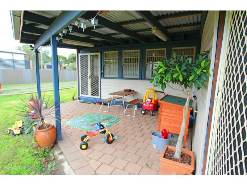11 Edith Street, Cessnock NSW 2325