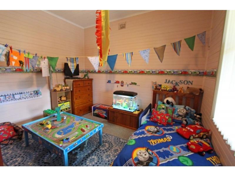 11 Edith Street, Cessnock NSW 2325