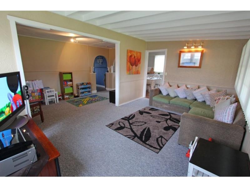 11 Edith Street, Cessnock NSW 2325