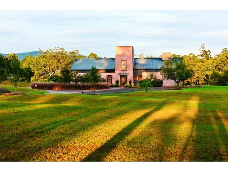 6 Halls Road, Pokolbin NSW 2320