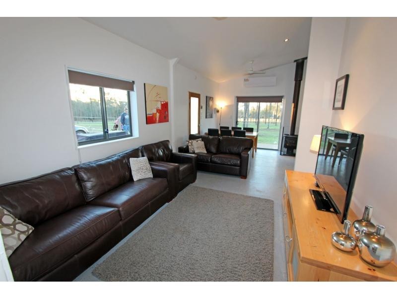 Lovedale NSW 2325