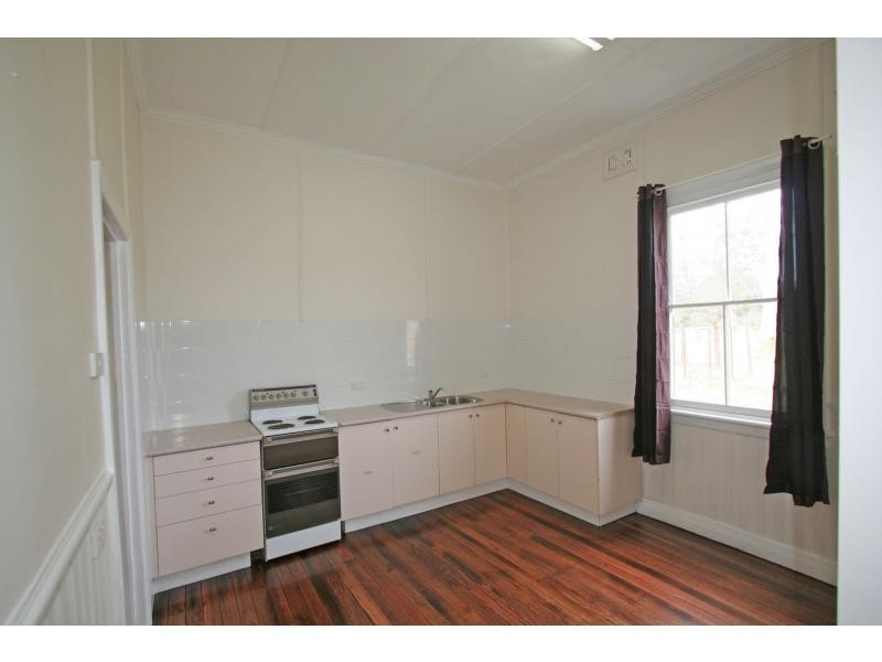 68 Anzac Avenue, Cessnock NSW 2325