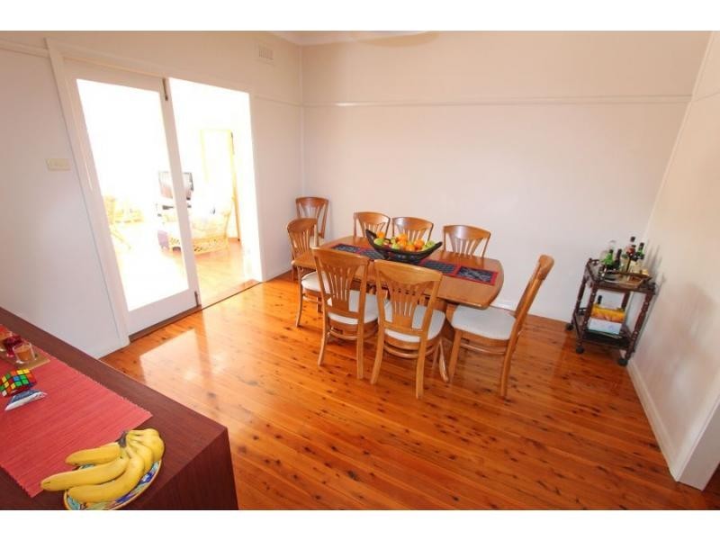 7 Guest Street, Cessnock NSW 2325