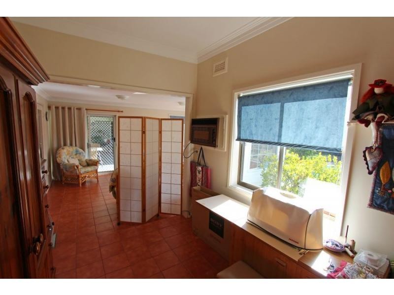 7 Guest Street, Cessnock NSW 2325