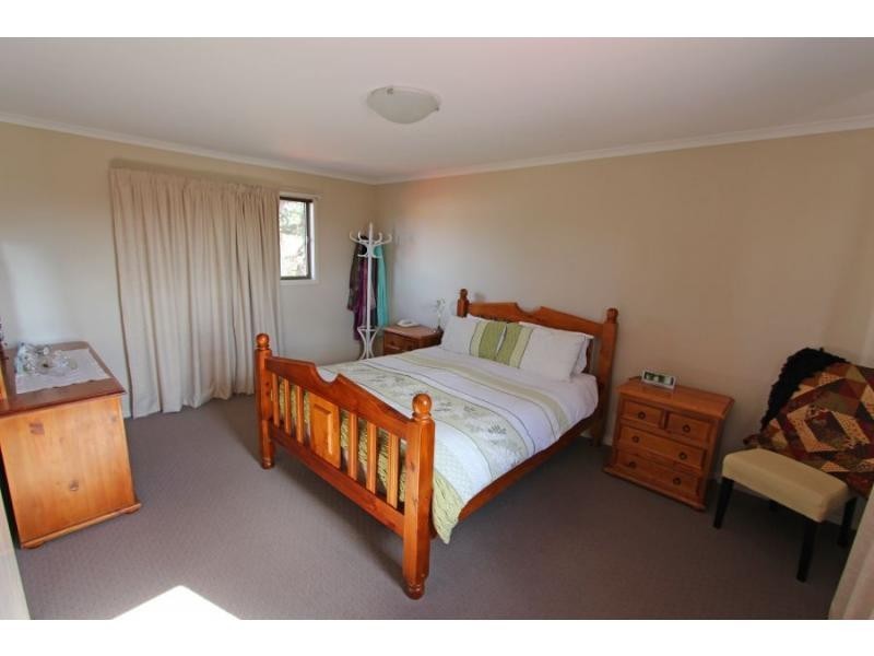 7 Guest Street, Cessnock NSW 2325