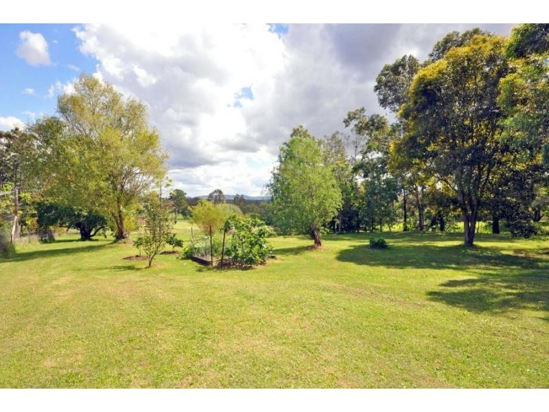 13 Camellia Close, Cessnock NSW 2325