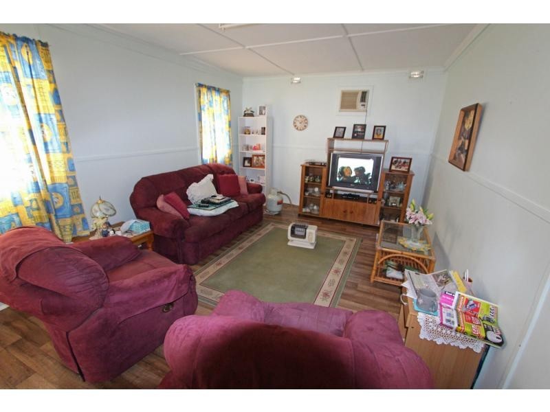 27 Adelaide Street, Paxton NSW 2325