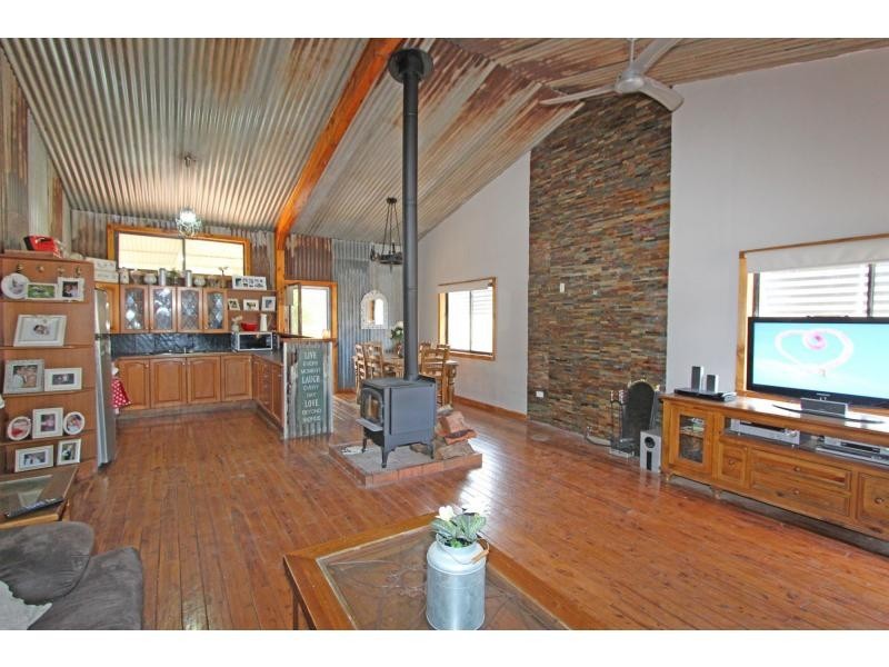 929 Old Maitland Road, Bishops Bridge NSW 2326