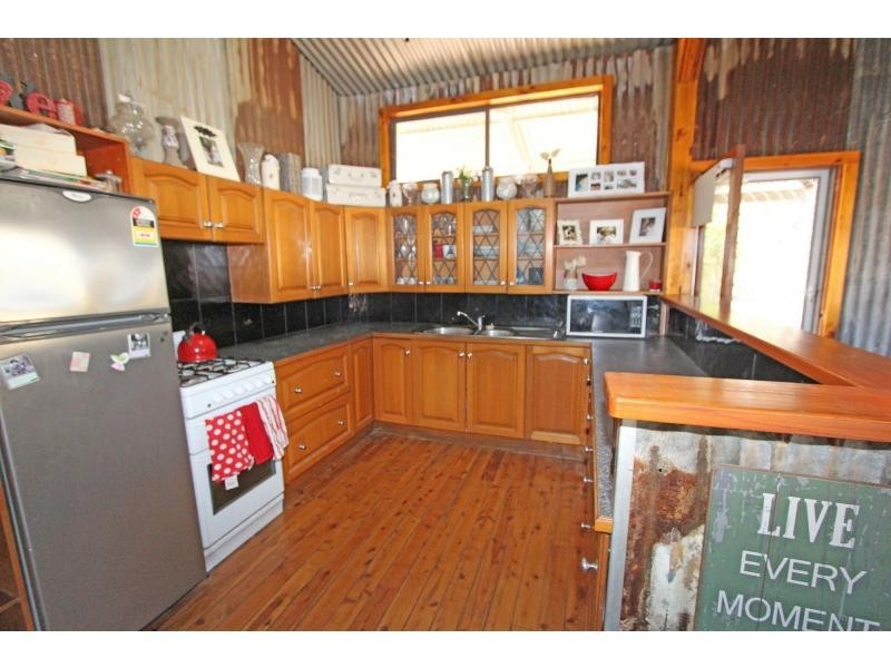 929 Old Maitland Road, Bishops Bridge NSW 2326