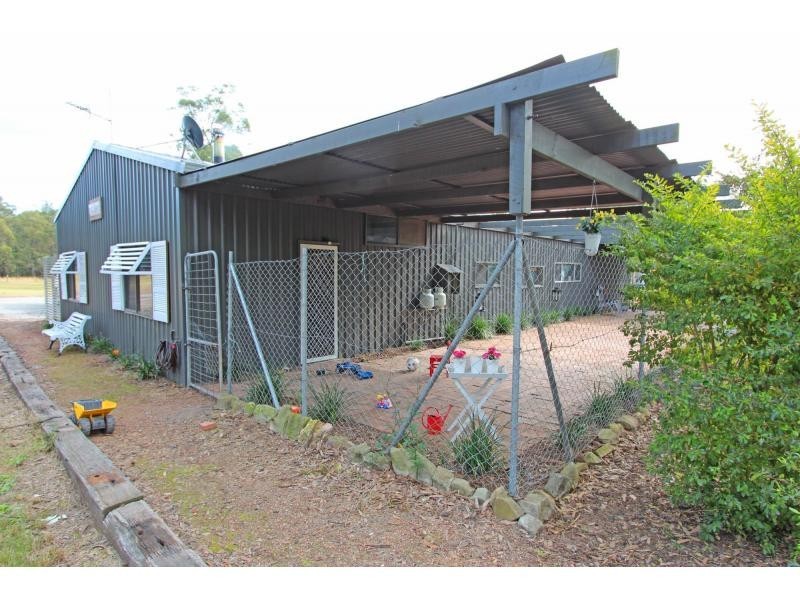 929 Old Maitland Road, Bishops Bridge NSW 2326