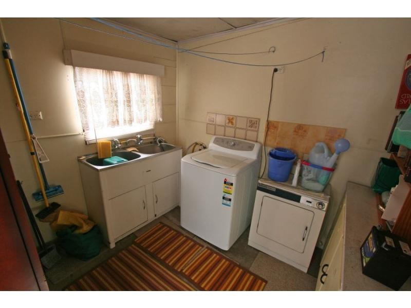 123 Cessnock Road, Abermain NSW 2326