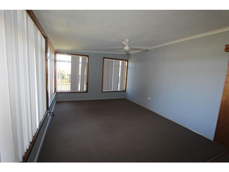 32 Kent Street, Greta NSW 2334
