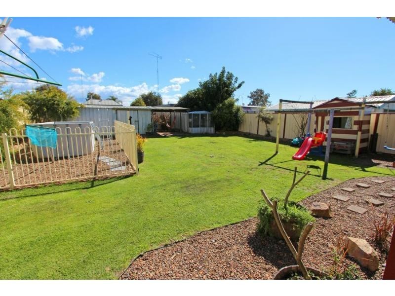 27 George Street, Cessnock NSW 2325