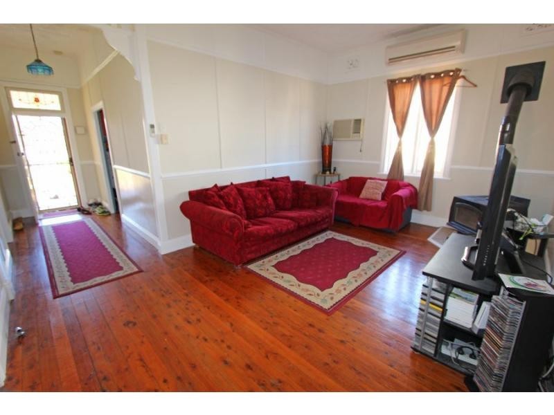 27 George Street, Cessnock NSW 2325