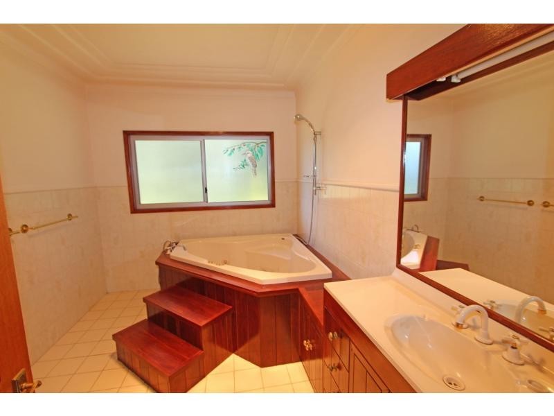 57 Kearsley Road, Kearsley NSW 2325