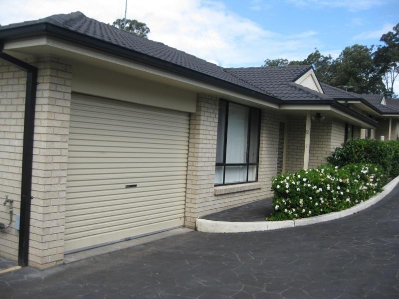 2/79 Catherine Street, Cessnock NSW 2325