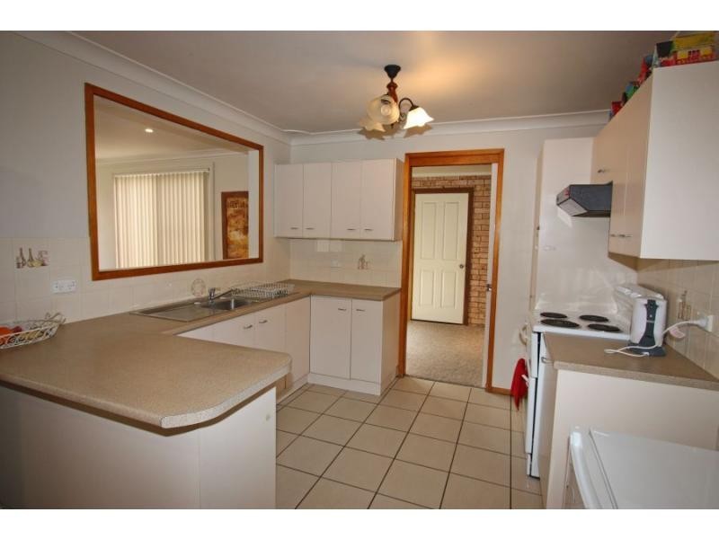 38 Evatt Street, Pelaw Main NSW 2327