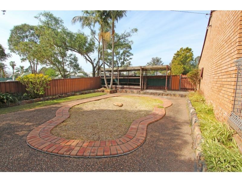 2A Wollombi Road, Cessnock NSW 2325