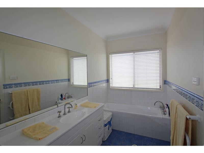 400 Luskintyre Road, Luskintyre NSW 2321