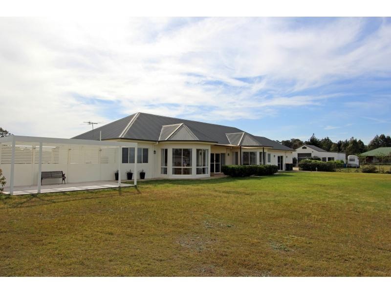 400 Luskintyre Road, Luskintyre NSW 2321