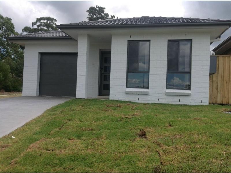 15 Arrow Grass Street, Aberglasslyn NSW 2320