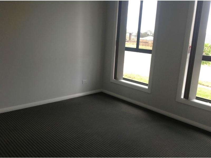 15 Arrow Grass Street, Aberglasslyn NSW 2320