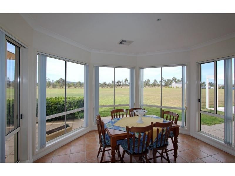 400 Luskintyre Road, Luskintyre NSW 2321