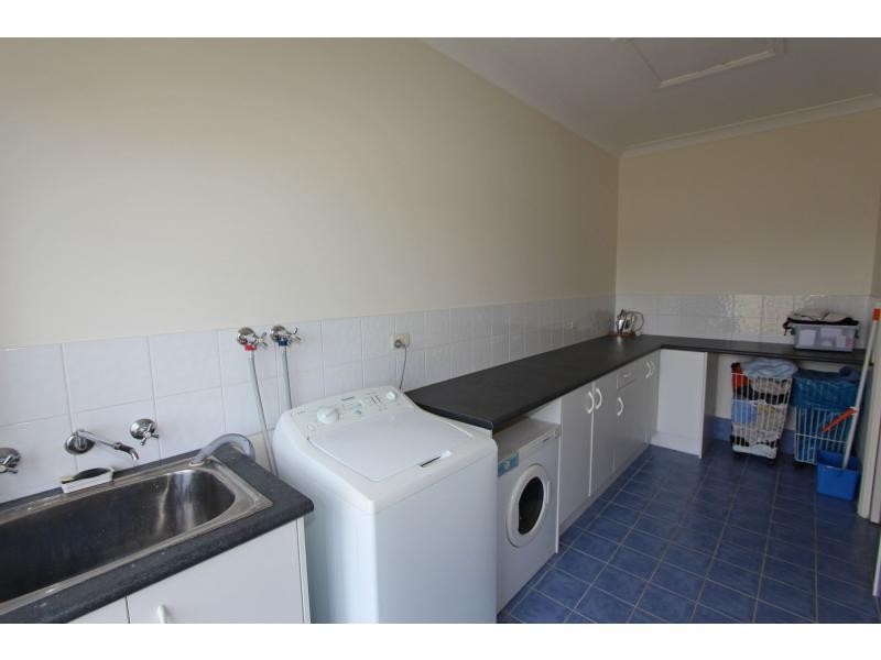 400 Luskintyre Road, Luskintyre NSW 2321