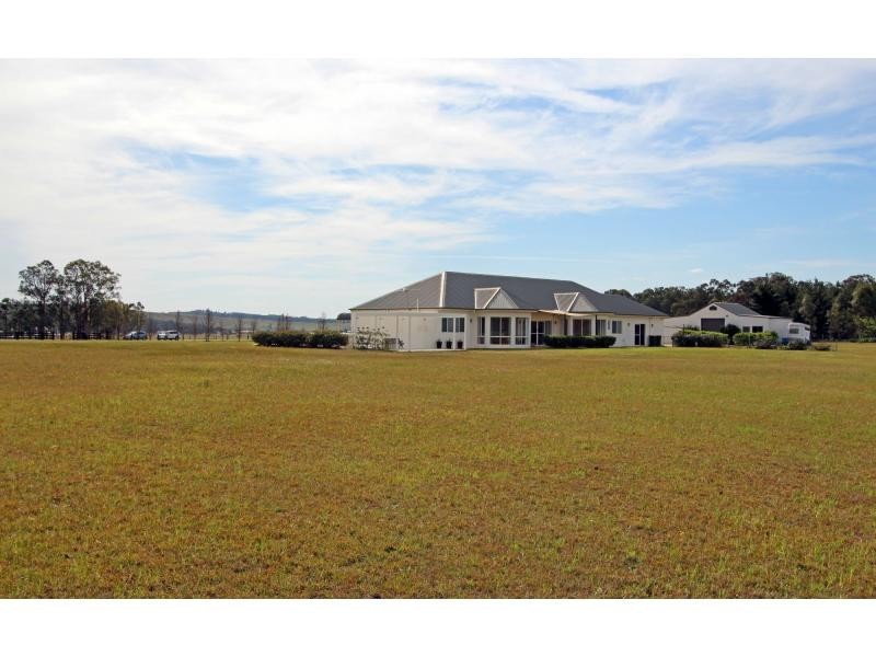 400 Luskintyre Road, Luskintyre NSW 2321