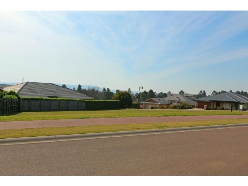 2 Barrington Place, Rothbury NSW 2320