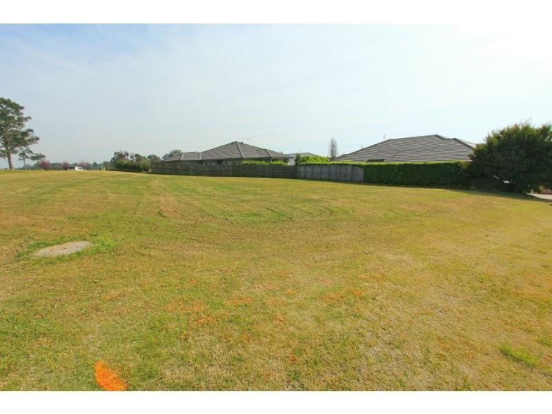 2 Barrington Place, Rothbury NSW 2320