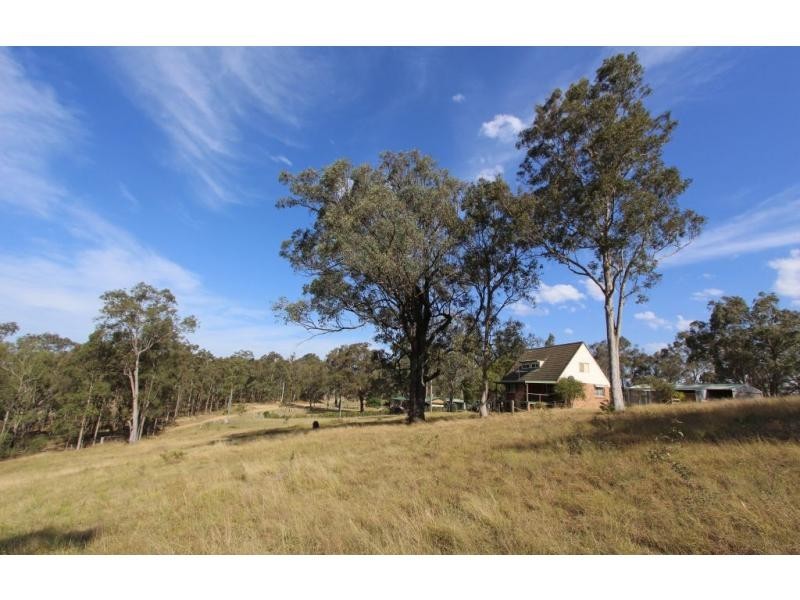 42 Orient Street, Greta NSW 2334