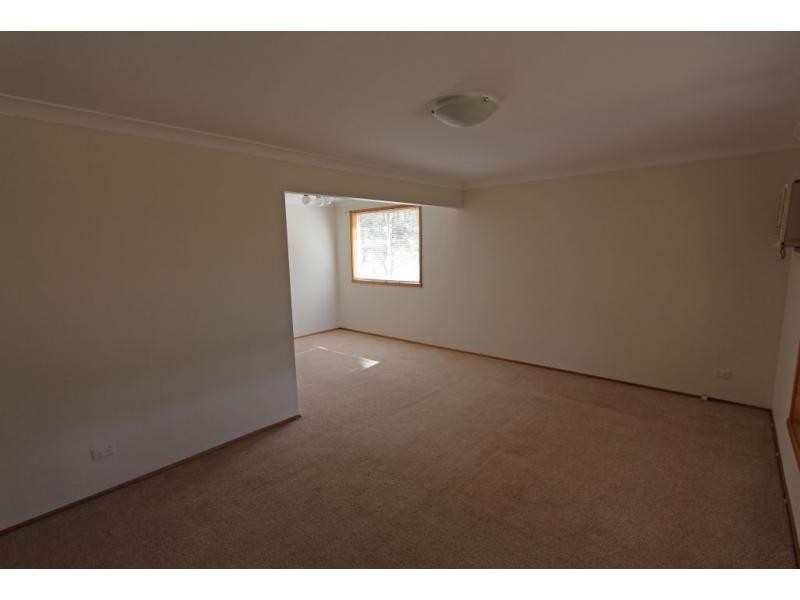 42 Orient Street, Greta NSW 2334