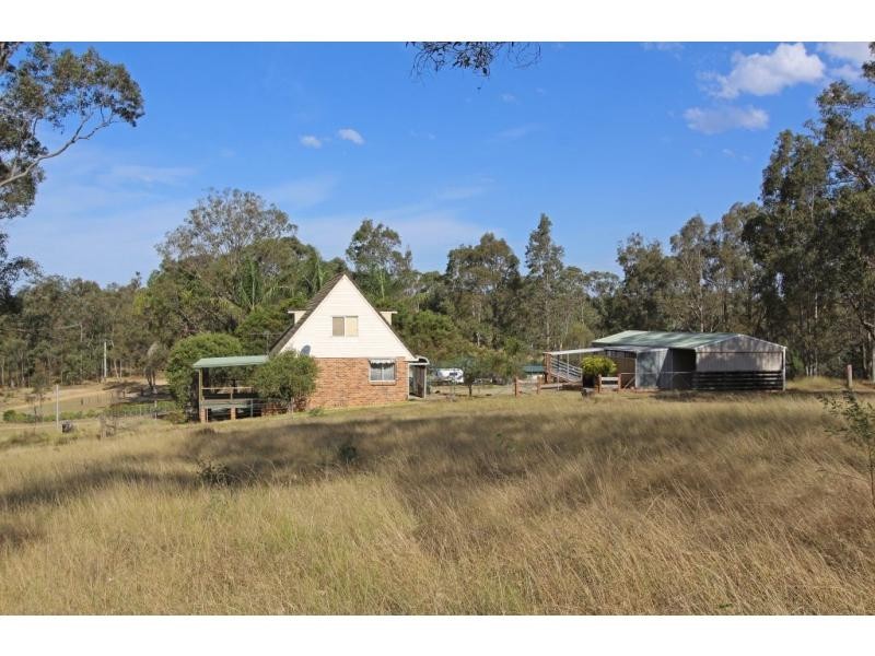 42 Orient Street, Greta NSW 2334