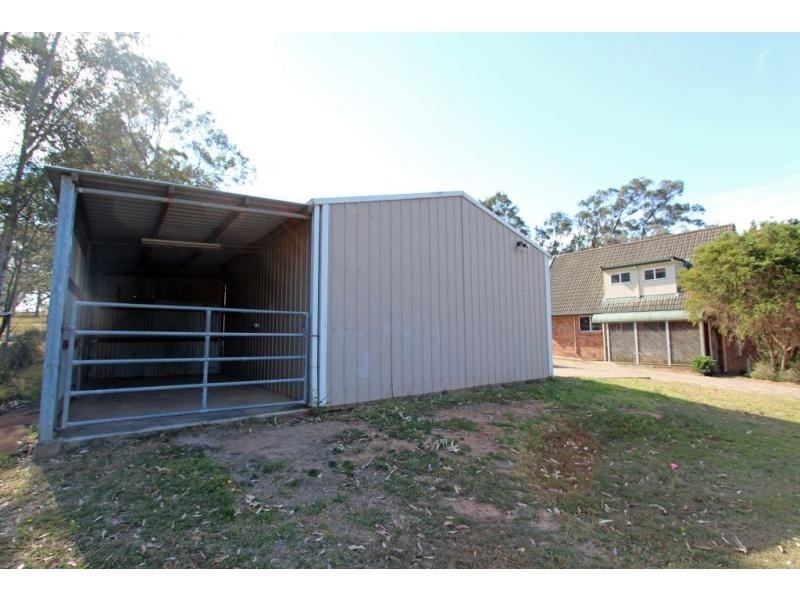 42 Orient Street, Greta NSW 2334