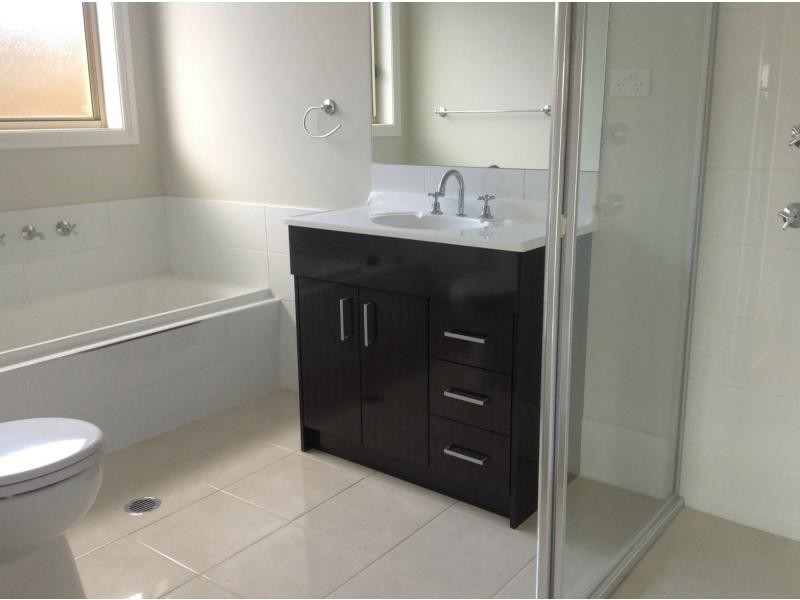 15b Arrow Grass Street, Aberglasslyn NSW 2320