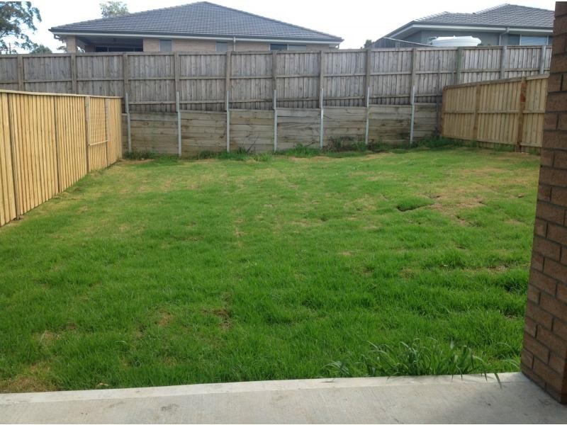 15b Arrow Grass Street, Aberglasslyn NSW 2320