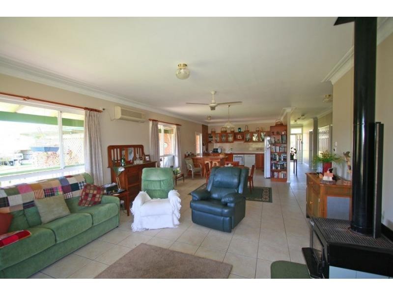 17 Mount Vincent Road, Mount Vincent NSW 2323