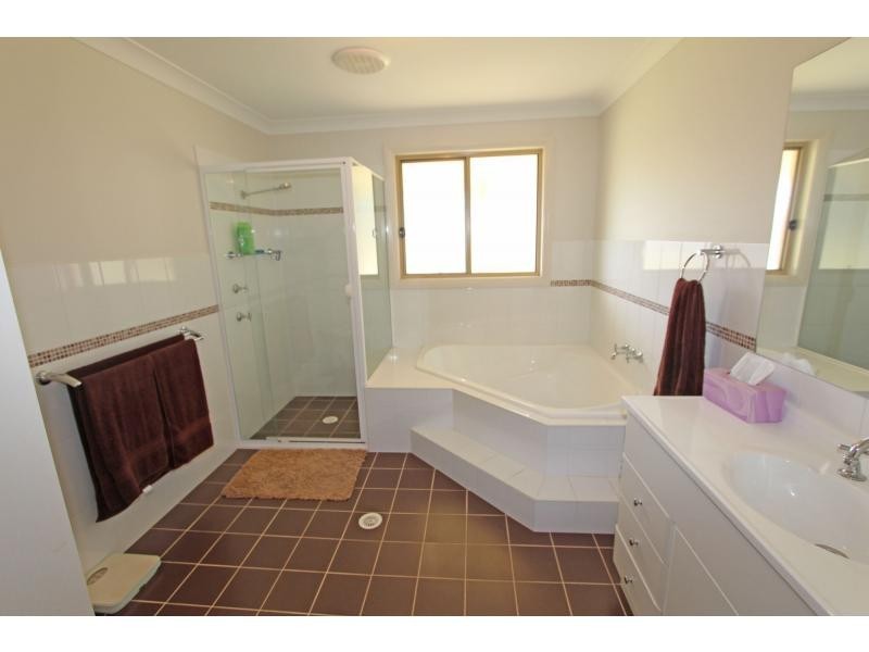 208 Talga Road, Lovedale NSW 2325