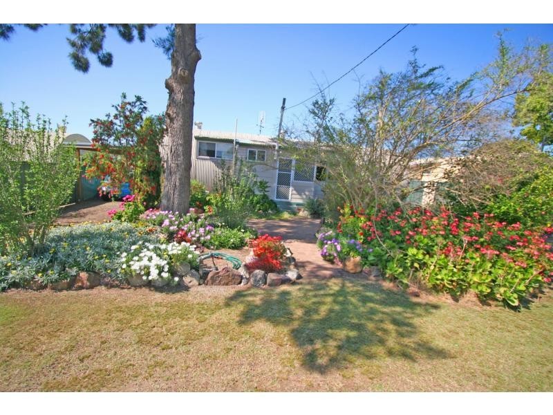 4 Wangi Avenue, Cessnock NSW 2325