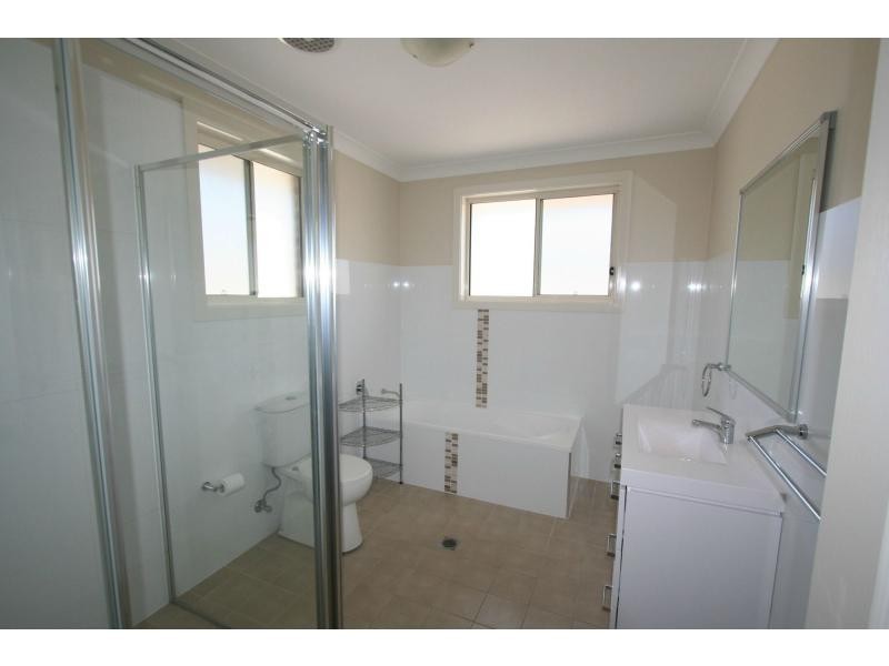 2/24 Stephen Street, Cessnock NSW 2325