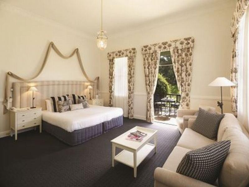 6 Halls Road, Pokolbin NSW 2320