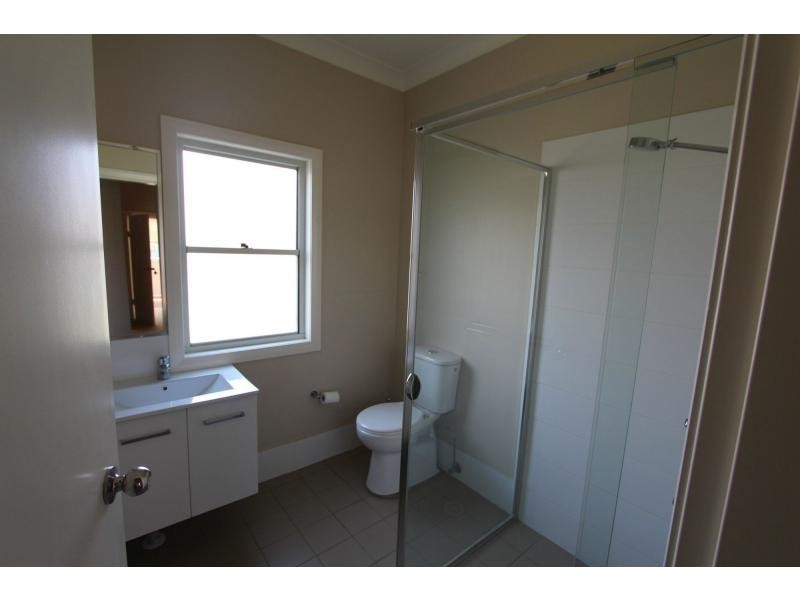 38 Wollombi Road, Cessnock NSW 2325