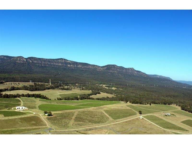 PL1,2,3 & 4 Mistletoe Road, Pokolbin NSW 2320