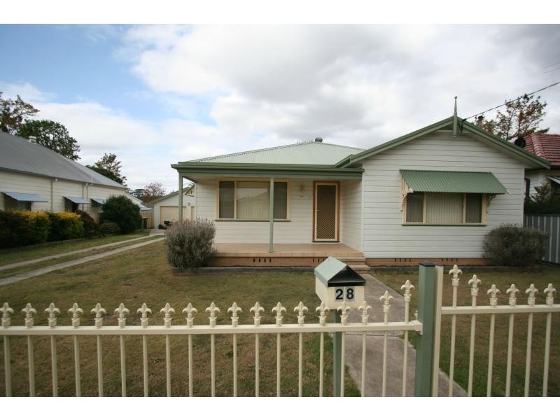 28 Comfort Avenue, Cessnock NSW 2325